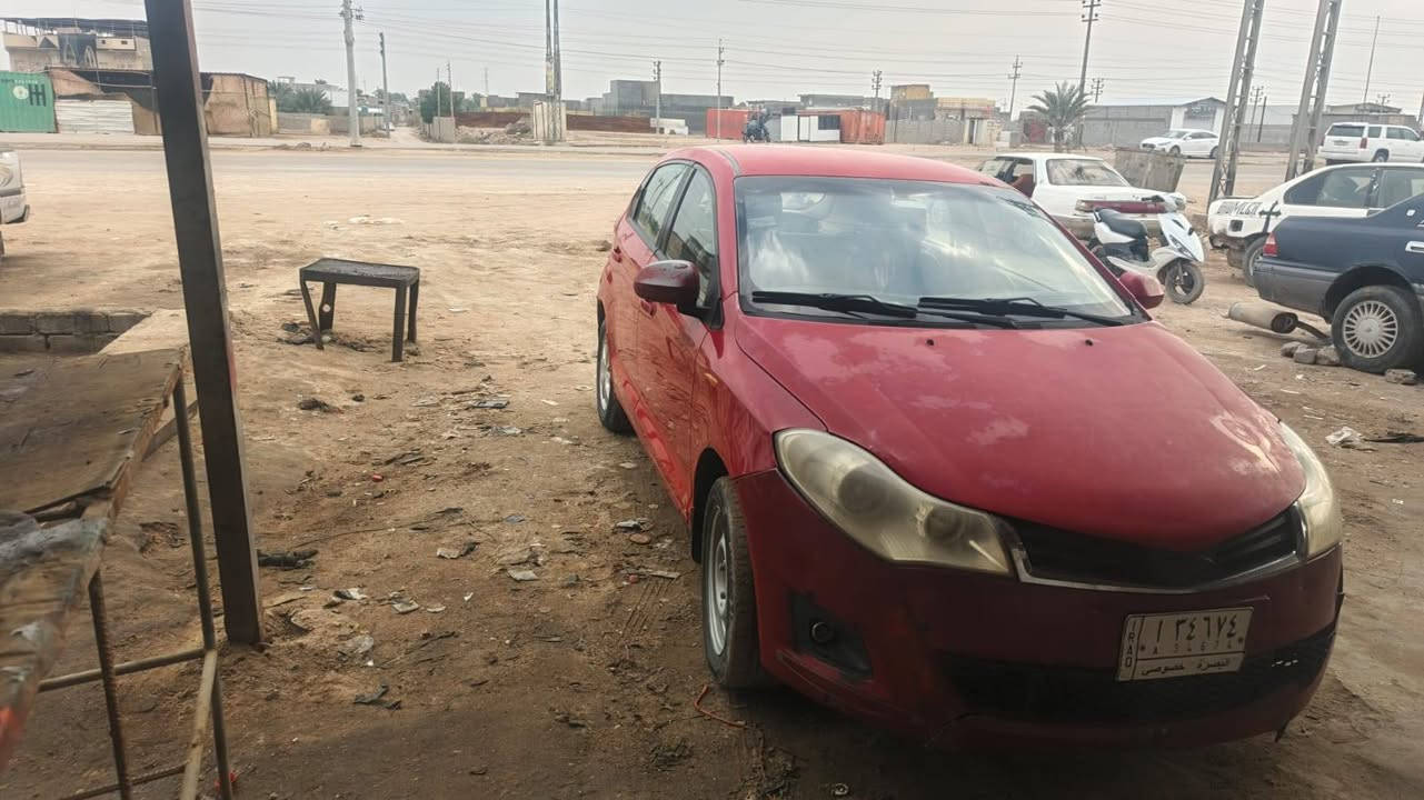 سلام عليكم سياره شيري لبيع سياره حلوه وجاهزه بل بصره ***********
