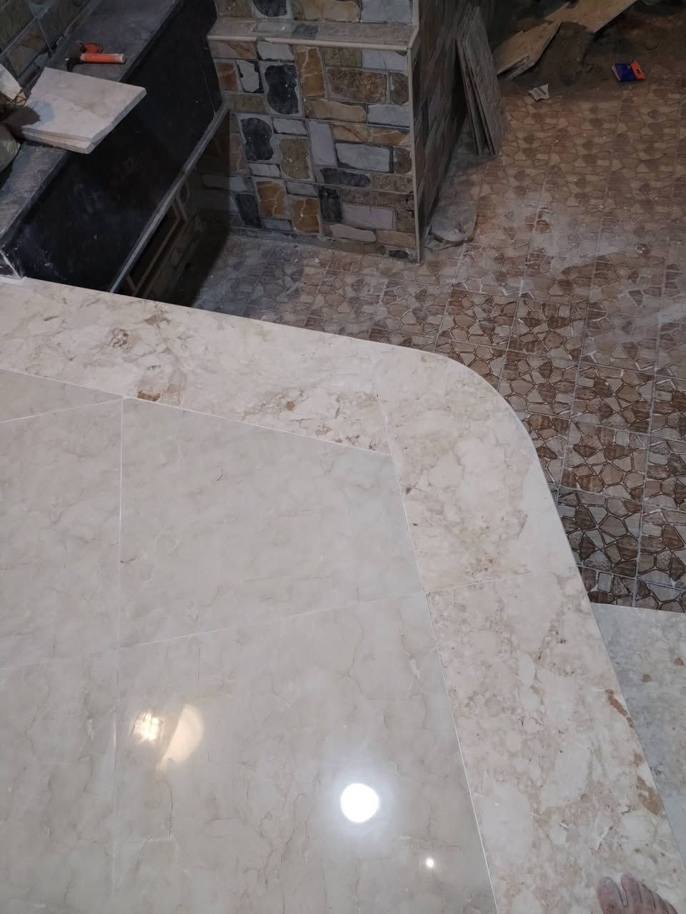 تطبيك كافة الارضيات والجدران السيراميك ***********
***********
