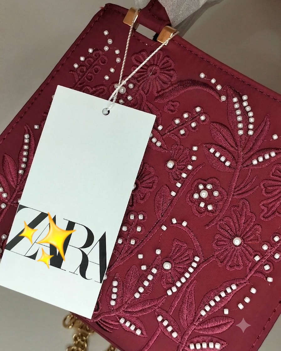 جرأة وفخامة بإطلالة واحدة.😍🎀


**إذا كنت صاحب هذا الإعلان وتريد حذفه لأي سبب، رجاءا أرسل رسالة إلى الدعم الفني**