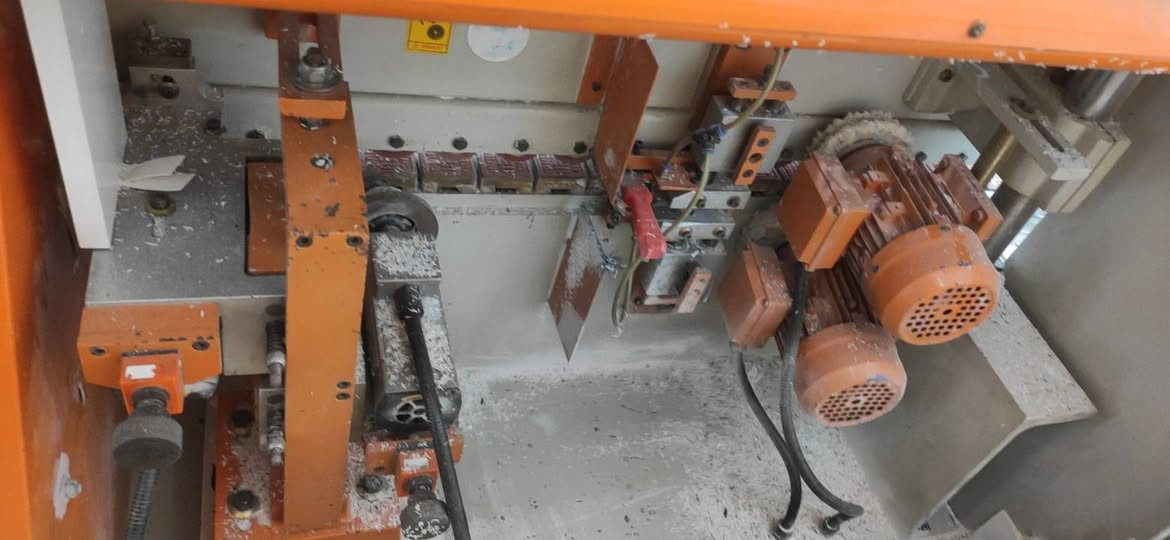 متوفر
لاصقة 3مراحل شركة اوز باشكانت توركی 
فریزة
مودیل 2017
طوزخورماتو
رقم***********
