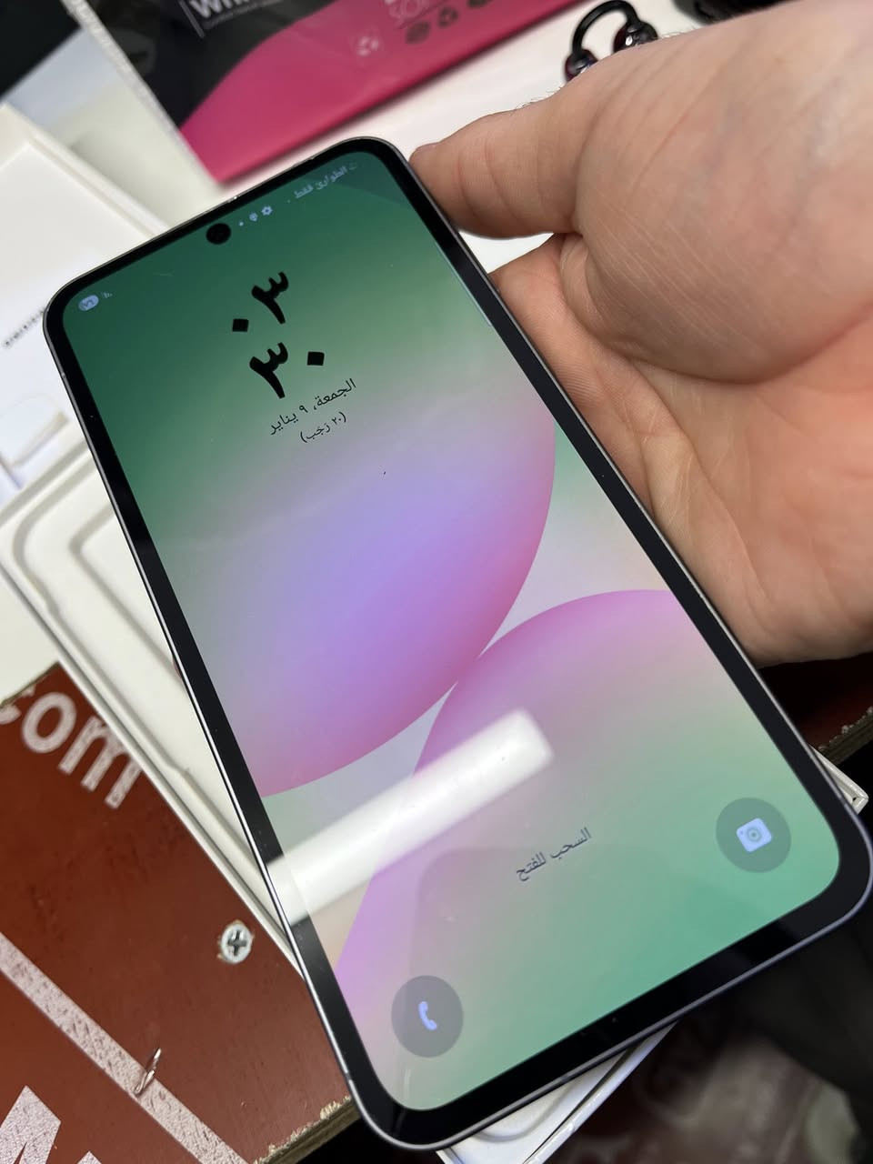سلام عليكم جهاز Galaxy A56 5G جهاز نضيف كلش ستعمال قليل  الذاكره 256 والعشوائية 12 السعر 350 الف المكان الدورة ميكانيك لتواصل وتساب ***********
