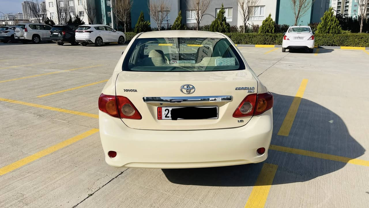 کرۆلا بیلاد تەکسی مۆدێل ٢٠٠٩ بیلاد ئۆتۆماتیک بۆ فرۆشتن سۆنەرم داناوە هیچی ناوی نەگرتووە لای دەبەی ئاوەکە کەمێک عەزێتی بووە نرخی ١٢٥$ مەعامەلە
***********
