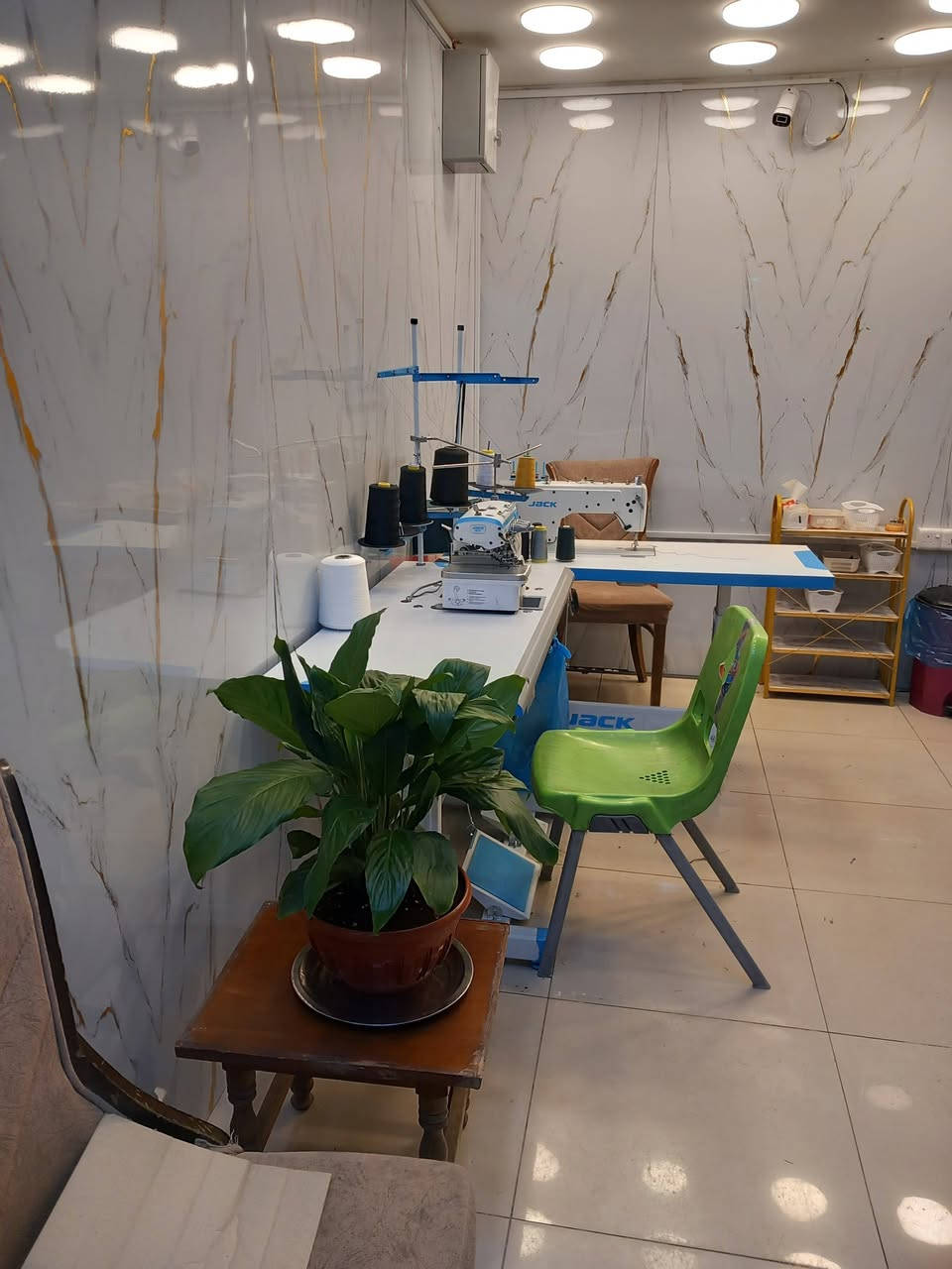 بعون الله تعالى
تم افتتاح محل خياطة وتطريز لمسة ابداع في داخل مجمع الخضراء بلازا مجاور اسواق الرصافي

👌إذا تريد لبسك يكون مختلف 
✨وإذا تريد اسمك أو شعارك مطرز باحتراف 
✨شغلك علينا… والتميّز عليك 
تفصيل • تعديل • تطريز احترافي

👔 خياطة رجالي
👗 خياطة نسائي
 🌹 خياطة ولادي  
🧵 تطريز أسماء وشعارات حسب الطلب
🎓 تطريز ملابس مدارس واوشحة مناسبات اعياد
🎁 هدايا مطرزة حسب الطلب
👈 خياطة بردات وتقصير وتعديل البردات
✔️ دقة في العمل
✔️ تسليم بالوقت

زورونا وحياكم الله نتشرف بخدمتكم 
للاستفسار والاتصال( *********** )
