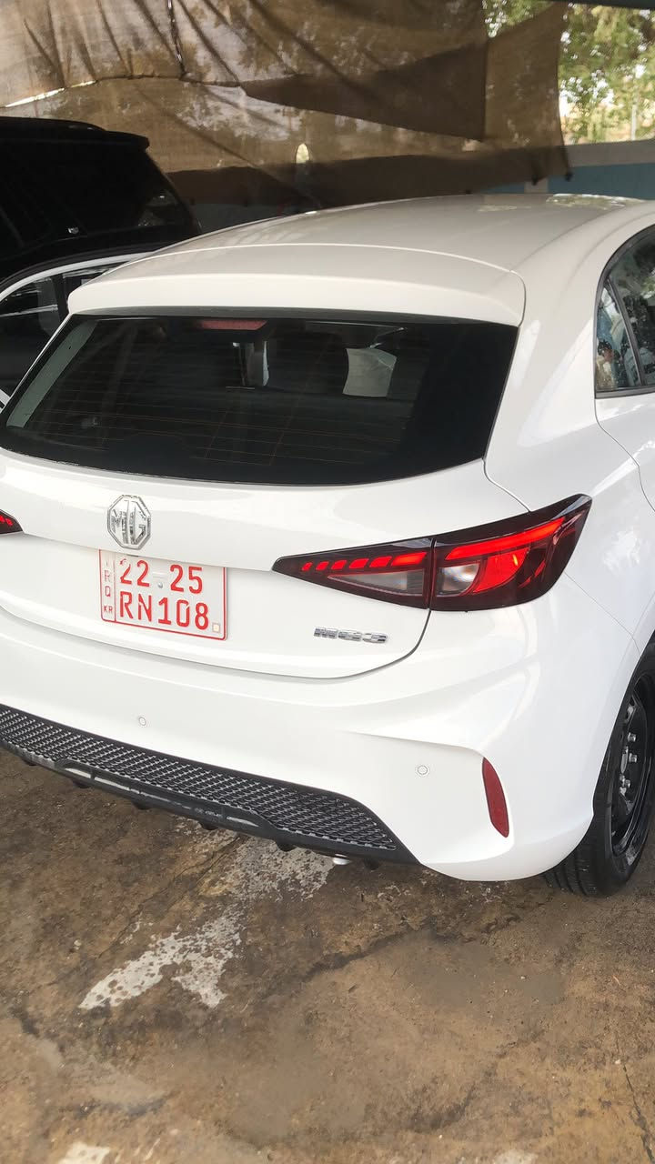 Mg3…2026 به زه ما ن ..
سلاو 
٢٠٢٦ ته نها 1هه زار روشتوه
هه موو شتى به شه رت
سيا ره كه حازره كا مل اشيا ى شه ريكه و زه مانه
***********
