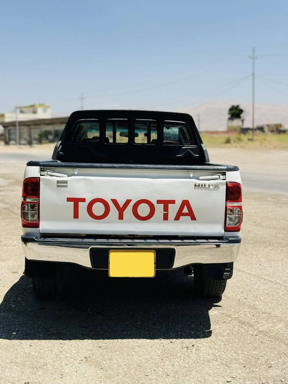 👑 TOYOTA HILUX (2014) (سەید نەهرۆ) 👑
نموونەیەک لە پاکی و جوانی، بۆ ئەوانەی بەدوای مەرزیەی و  هەرزانا  دەگەڕێن.
⚠️ تێبینی: سەیارەکە تەحویل و غرامە و وەکالەت بەشەرتە  
✨ دەوڵەمەند لە مواسەفات:
▪️ (4❌4)دەبڵ ئەکسل ✅
▪️ گیڕ ئۆتۆ ماتیک ✅
▪️ شاشە ئایپاد ✅

💪 دۆخی گێڕ و مەکینە و بەدن:
▪️ شانسی، بەتانە و  دەعم و داروبەردی سەیارەکە گشتی بەشەرتە.
.
💵 نرخی : (١٧٣) گەڵاو مەجال 
📍 شوێن: سلێمانی
📞 بۆ پەیوەندی کردن:
• ئاسیاسێڵ: ***********
• کۆڕەک ***********
 (ڤایبەر و واتس ئەپی لەسەرە 🛜):کۆرەک

لأهل النظافة والمميز.. تويوتا هايلوکس 2014، قمة بالنظافة والجمال.
⚠️ ملاحظات: السيارة جاهزة من ناحية التحويل، الغرامة، والوكالة (شرط التحويل).
✨ المواصفات:
▪️ 4x4 (دبل أكسل) ✅
▪️ گير أوتوماتيك ✅
▪️ شاشة أيباد ✅
💪 الحالة الفنية:
▪️ گير، محرك، وشاصي (شرط الفحص). السيارة مكفولة من أي ضربة أو صبغ.
💵 السعر: 173 ورقة وبيها مجال بسيط للشراي.
📍 الموقع: السليمانية
#سەیارە
 #بازاڕی_سەیارە
 #معرض_سيارات
 #سەیارەفرۆشی
 #بازاڕی_سلێمانی
 #هەولێر_سەیارە
 #سوق_السيارات
 #بيع_وشراء_سيارات
#تویوتا_هیلکس
 #هايلوكس
 #ToyotaHilux
 #Hilux
 #ToyotaIraq
 #تويوتا_العراق
