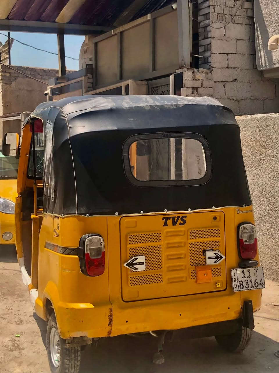 السلام عليكم 
تكتك للبيع TVS موديل 2019 نضيفة مناقصها شي كبل للشارع مكينة نضيفة رقم جديد هزة جديدة وسنوية باسمي تحويل ثاني يوم مكان التكتك شهداء البياع فلكت الشهداء السعر ٤٦٠٠ رقم الاستفسار ***********
