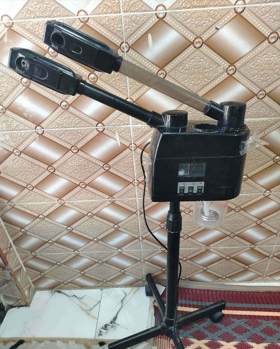 للبيع 
 بخار تنظيف البشرة ومال مساج
*********** رقم الهاتف لشراي 
سعر كولهن ١٠٠ بي مجال 
عنوان فلوجه الازركيه
