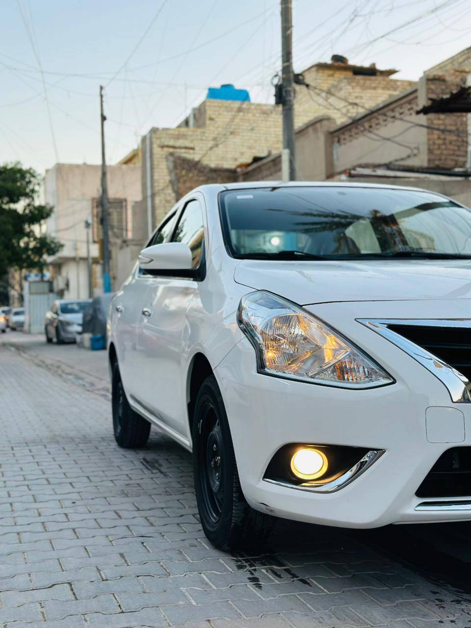 السلام عليكم
سني مصري داخل صحراوي
موديل ٢٠٢٥
السياره جديده زيرو استخدام شخصي 
مواصفات سني المعروفه تحكم ستيرن حساس 
٤ جام كهرباء 
كامره شاشه ايباد 
ماشيه ١٧ الف حقيقي 
مكفوله كفاله عامه ما عده رصعه بل دوسه 
سياره رقم اربيل بسم شركه 
تريد وكاله تحويل اني حاضر 
سعر ١٢٦ وبيه مجال 
مكان السياره بغداد الحريه 
رقم الهاتف ***********
