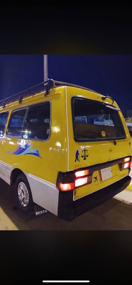 السلام عليكم كيا بستا 1995سنويه لل2027كهربائيات شغاله من الطول للطول تخم تاير جديد حداديه جديده كير مكفول اكسن مكفول شواصي 3 مكفولات بس مال عبري معممر تعمير مضبوط مكينه بيها بخار تريد وكاله او تحويل ماكو مشكله السعر 37 بيها مجال بغداد البياع ***********
