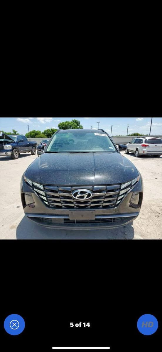 السلام عليكم
هونداي توسان 2024 لون اسود فئة SEL ، 

ماشية 10 الاف ميل فقط -محرك 2500 GDI
وارد امريكي صور الحادث مرفقة  بالمنشور .
السيارة ضربتها بالجنطة الباقي وبدلت الجنطة كلها مكفول بدون ايرباك كير مكينة مكفول.

المواصفات:بصمة-ترحيب ابواب-تشغيل عن بعد

كشن السائق كهرباء-جنطة كهرباء-رادار امامي-رادار جانبي

تحديد مسار-قيادة الية-تبريد قطعتين-مود درايف

اوتو هولد-هندبريك بصمة-كشنات تدفئة

لايت زنون-بلوجكتر زنون-شحن واير لس.

مانع انزلاق-مانع انحدار-ويل كب

شاشة كبيرة-كامرة دوارة-فول تحكم ستيرن 

بلوتوث-AUX-منافذ USB-كاربلي

مكان السيارة الناصرية 
السعر ١٩٠ ورقة 

للتواصل والاستفسار على الارقام التالية :
***********   ***********
