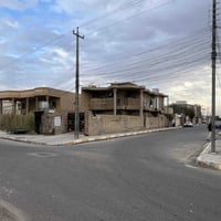 الفلوجه مقابل مجمع الشفاء • ٢٠٠م سند/٣٠٠م واقع • واجهة ١٠×٢٠