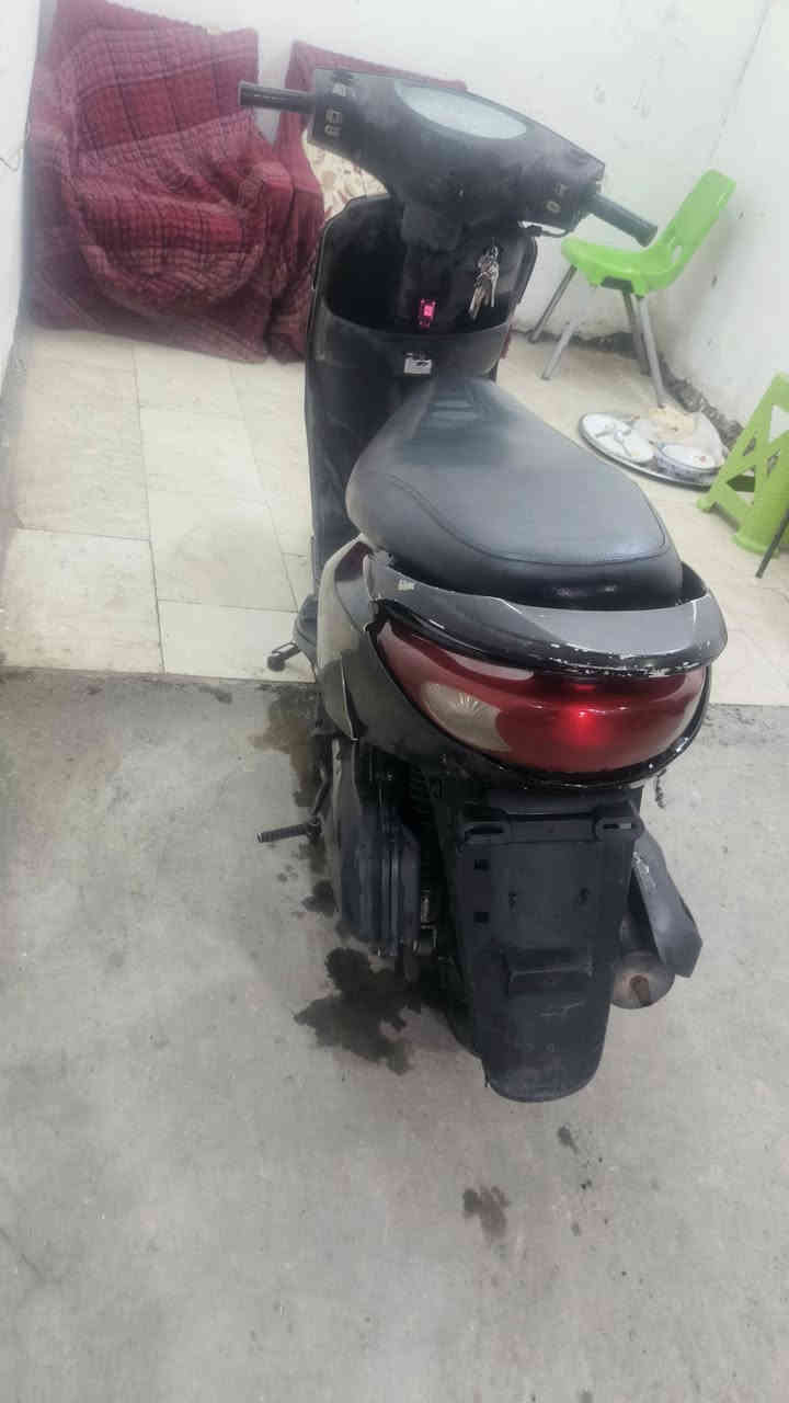 دراجة بريز كوري #للبيع 
نضافه 90% الدراجه على ايدي امانه الله
السعر 400  الف وبيهه مجال بسيط
. 
العنوان بغداد البلديات المعسكر قرب صوره الامام علي عليه السلام
***********
متوفر على الواتساب او الرقم
