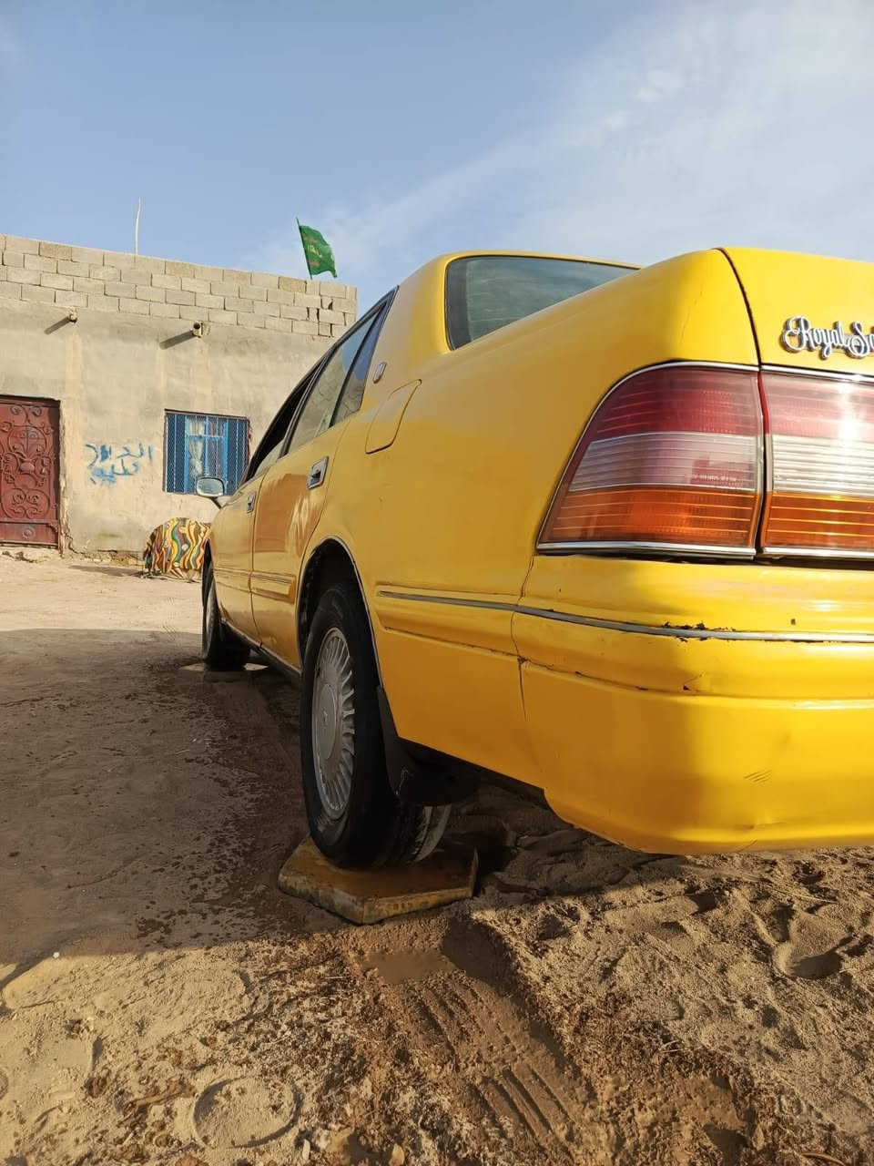 سلام عليكم راس ثور صفره لبيع مكفوله منعيب شرعي وصوليات حداديه جديده تايرات جديده سعره ٦٠ وبيه مجال اتصل *********** مصفره هيه وقرامات رقم بصره مكاني قلعه سكر مكينه وكير جديده خط وبحض سويلك وكاله عامه
