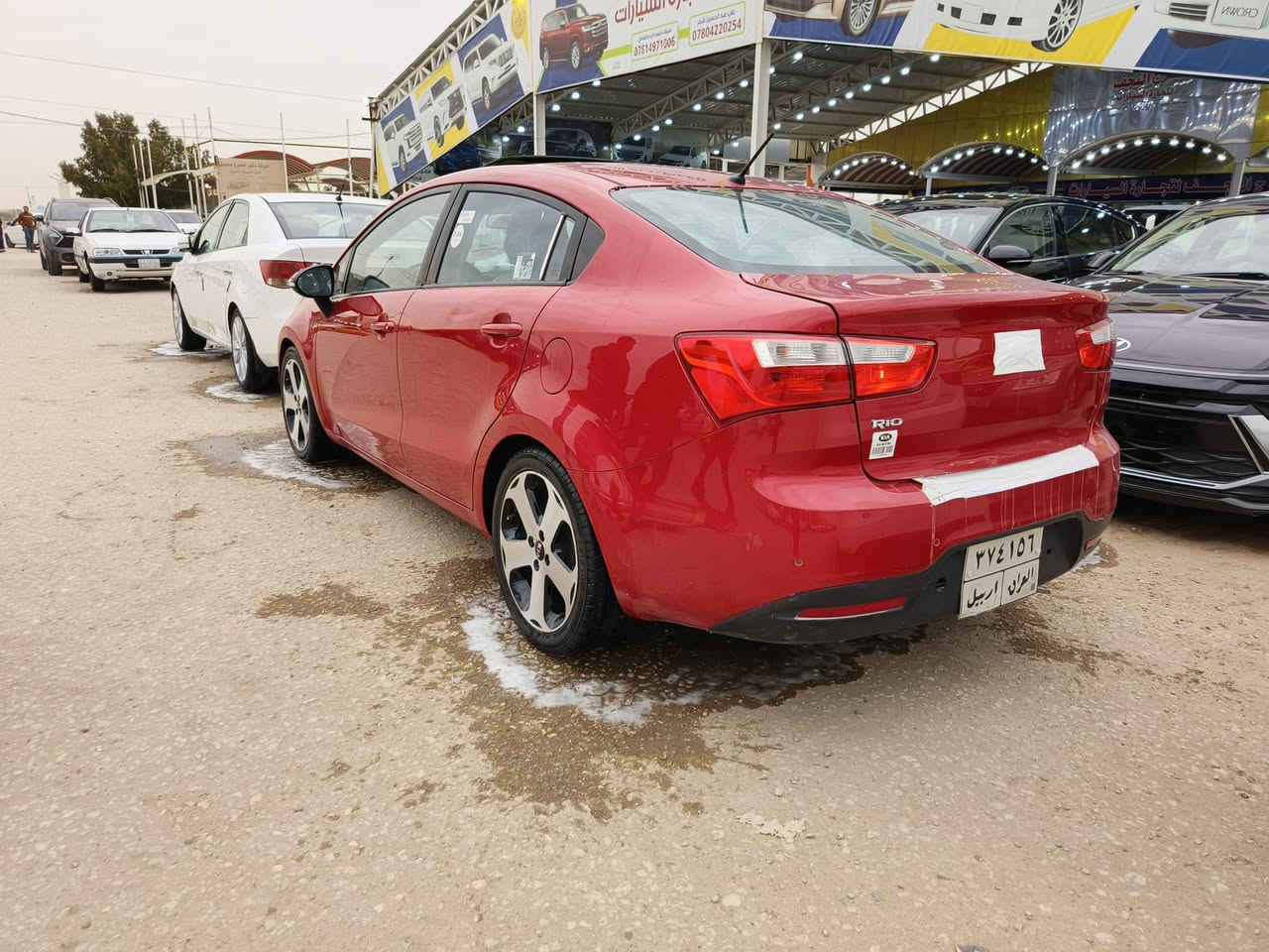 السلام عليكم
كيا ريو موديل 2013
 كفاله عامه 
 حته دعاميات بدون صبغ 
فول مواصفات واحد على واحد 
فتحه سقف 
مري شفط 
اشاير بل مري
تحكم ستيرن 
كروز مثبت سرعه 
حساسات أمامية وخلفية 
5ويل كب كروم سبير ما نازل 
سستم دمام بلادي 
شاشه تاب 
مكينه 1600 جديده %100
حداديه  اليوم مسويه كله %100
كير جديد %100
ماشيه 150الف حقيقي 
 سياره جديده بمعنى الكلمه 
جاهزه برغي ما عايزه
 بسمي تحويل وكاله مضمون للبيع او مراوس سعر 98 وبيه مجال بسيط جداً حك جيه  مكاني نجف الاشرف شارع المطار
  للاستفسار الاتصال على الرقم 
***********
