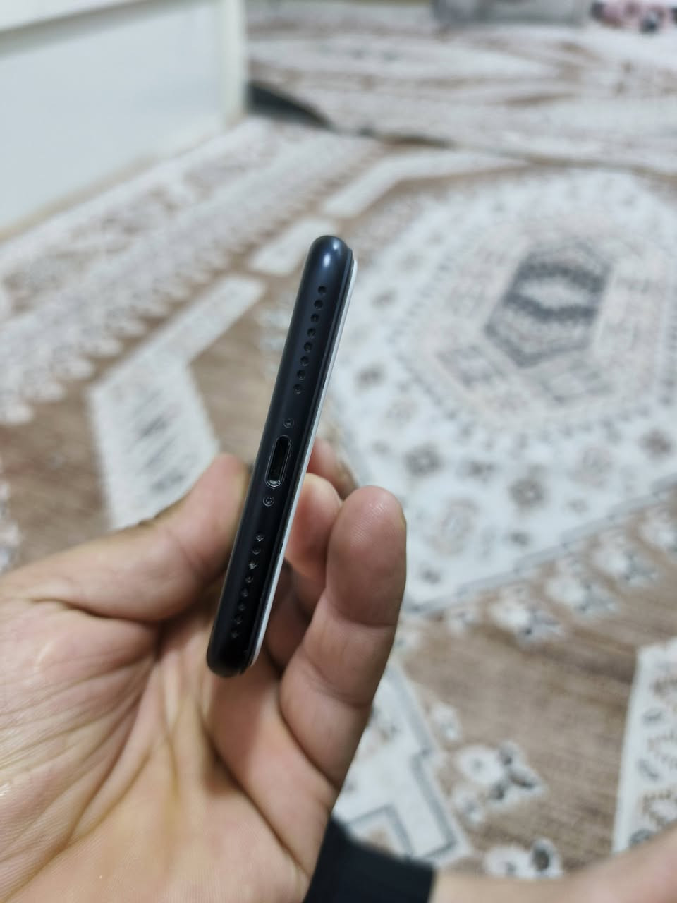 إيفون سفن بلاص امريكي بتاريخ ٨٦ لبيع ب ١٣٠ وبين مجال جهاز كله شغال ماعده بصمه وااكفه مكاني بصرة شط العرب ***********
