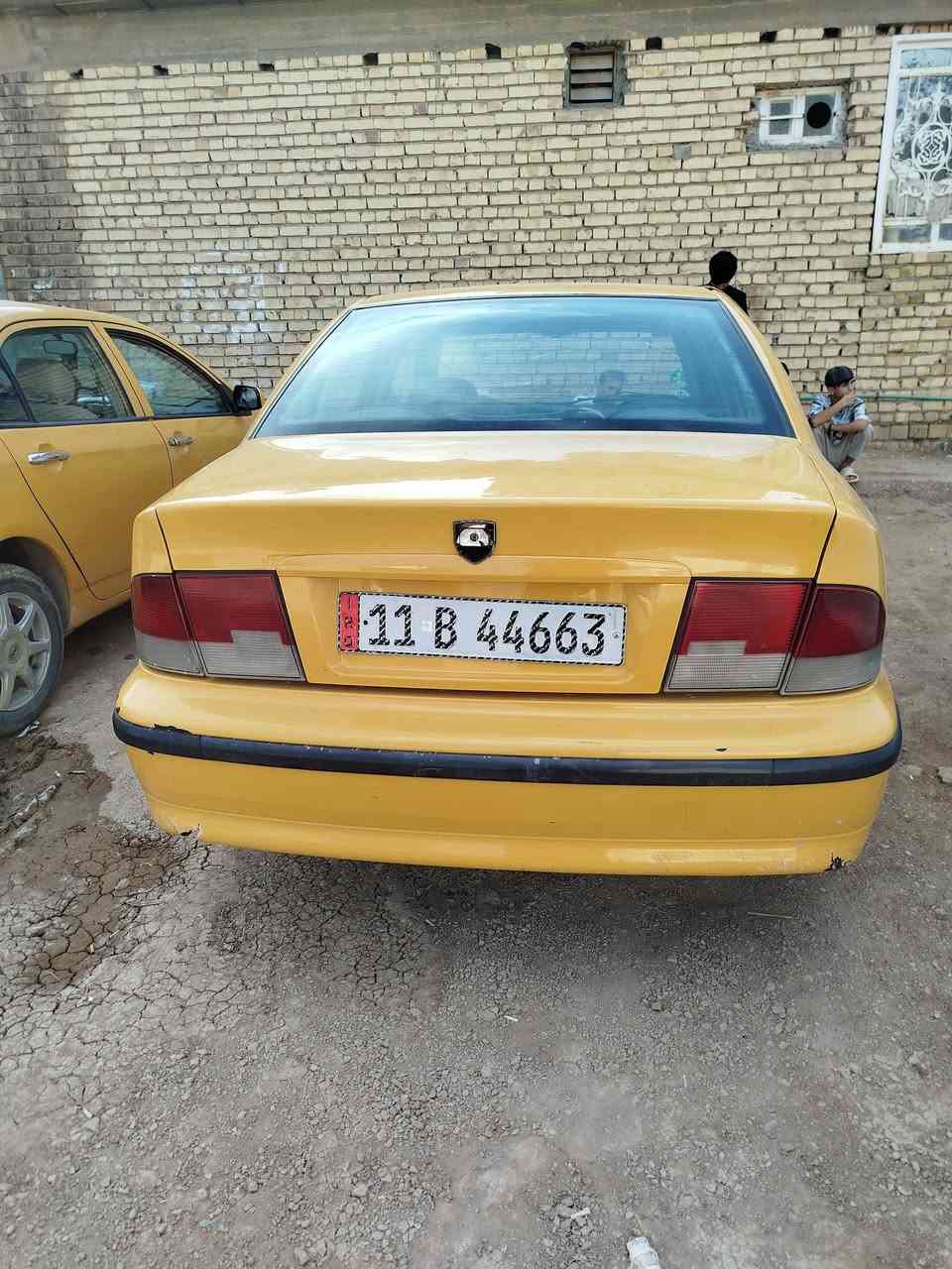 السلام عليكم سمند 2011 بيها دفعة بالجم ومصلحها كير جديد مكينة بيها خيط بخار كلش قليل ماتنقص صدرها دبلاته جديدة بس بي طگة خفيفة بالطسه باور جديد باتري تخم تاير مصفره هيئة وغرامات رقم وسنوية بغداد ل 2029 تحويل ثاني يوم رايدها ب 25 وبيها مجال 
***********
