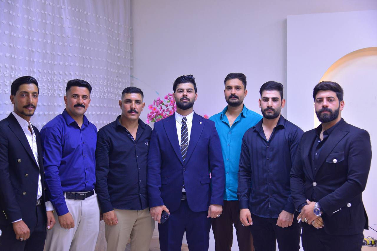 معكم لتوثيق أجمل اللحظات بأحدث تقنيات التصوير و القاأفضل بأذن الله تعالى🥰❤️

✨تصوير جلسات شخصية📷
✨تصوير كافة الحفلات📷
✨ تصوير تخرج📷
✨تصوير كافة المناسبات و الأعراس📷
للحجز
او الاتصال📞على الرقم📱+ (***********)
