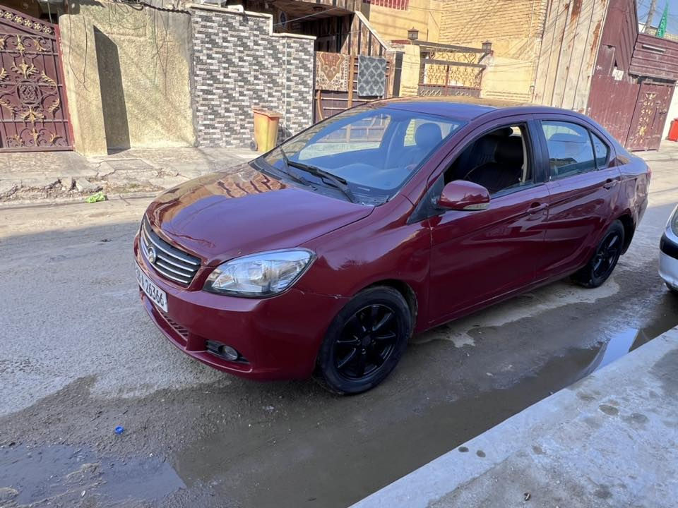 كريت ويل فولكس موديل 2012 محوره كير محرك كورلا  بسمي تحويل ثاني يوم هزه جديده سنويه ل 2030   
اريد مراوس وياه بروتون 2004 او 2005   واذا بيع سعرها 43  
***********
