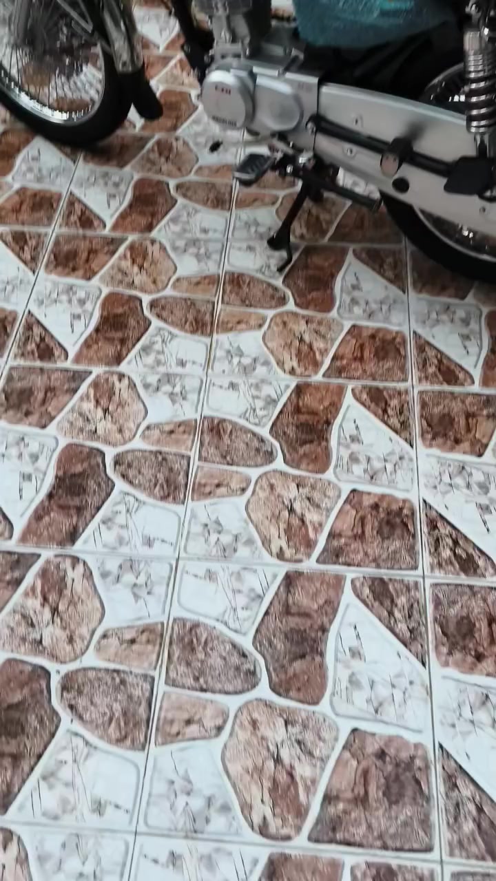 سلام عليكم تايكر للبيع موديل 2025دشبول طافي *********** مكان بهرز سعر خاص
