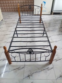 جربايه حديد البيع نضيفه مابيها اي كسر السعر 30 بي مجال الرقم ٠٧٧٠٢٣٩٤٠...