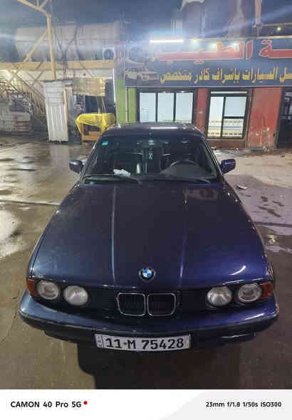 السلام عليكم للبيع بي إم 525 موديل 90 اصل كير محرك خير من الله
محرك مفتوح 3000 

السيارة احلى من الصور 

تخم تاير جديد ويل شمس 

رقم بغداد الدولي بسمي تحويل ثاني يوم 

مكاني بغداد الكمالية 

سعره 47 وبيه مجال 

***********‏
