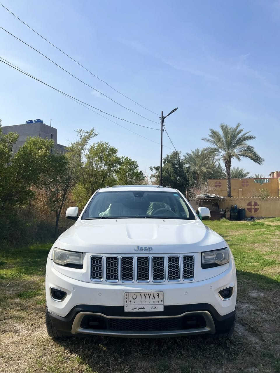 تحيه طيبه
جيب گراند شيروكي
موديل 2014 .5.700
السعر 195 وبيها مجال 
وارد خليجي
مكفوله كفاله عامه 
فقط بيها بارد بالجاملغ الخلفي 
فول مواصفات فئه لمتدد
بنوراما 
مري شفط 
حساس امامي خلفي
كشنات كهرباء
تدفئه تبريد
خزن ميموري
ستيرن كهرباء +تدفئه
صندوق كهرباء
بعد هواي موصفات بيها 
كير مكينه بالشرط والكفاله برغي ممفتوح بيها
تخم تاير جديد 
السياره بفضل الله ماعايزه كلشي 
سونار موجود 
هزه جديده فقط مداور
مكاني حله ورديه خارج
***********
***********واتساب
