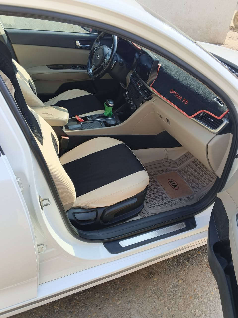 ابتيمه 2016شكل وارد خليجي مكينه الفين واربعميه كفاله عامه حداديه جديده تخم تاير جديد رقم اربيل باسم الشركه السعر 165بيهه مجال قليل حك الجيه مكان السياره ميسان الستفسار ***********
