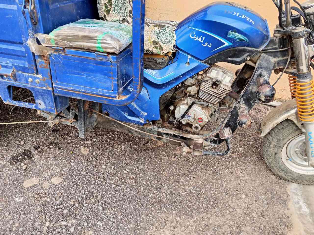 ستوتة دولفين موديل 19 كلك ستوتة نضيفة وحلوة مابيهة اي نقص من كهربائيات كلوبات سكنات كاملة سعرهة 700وبيهة مجال عنوانهة بغداد بيوسفية رقم صاحب ستوتة *********** ***********
