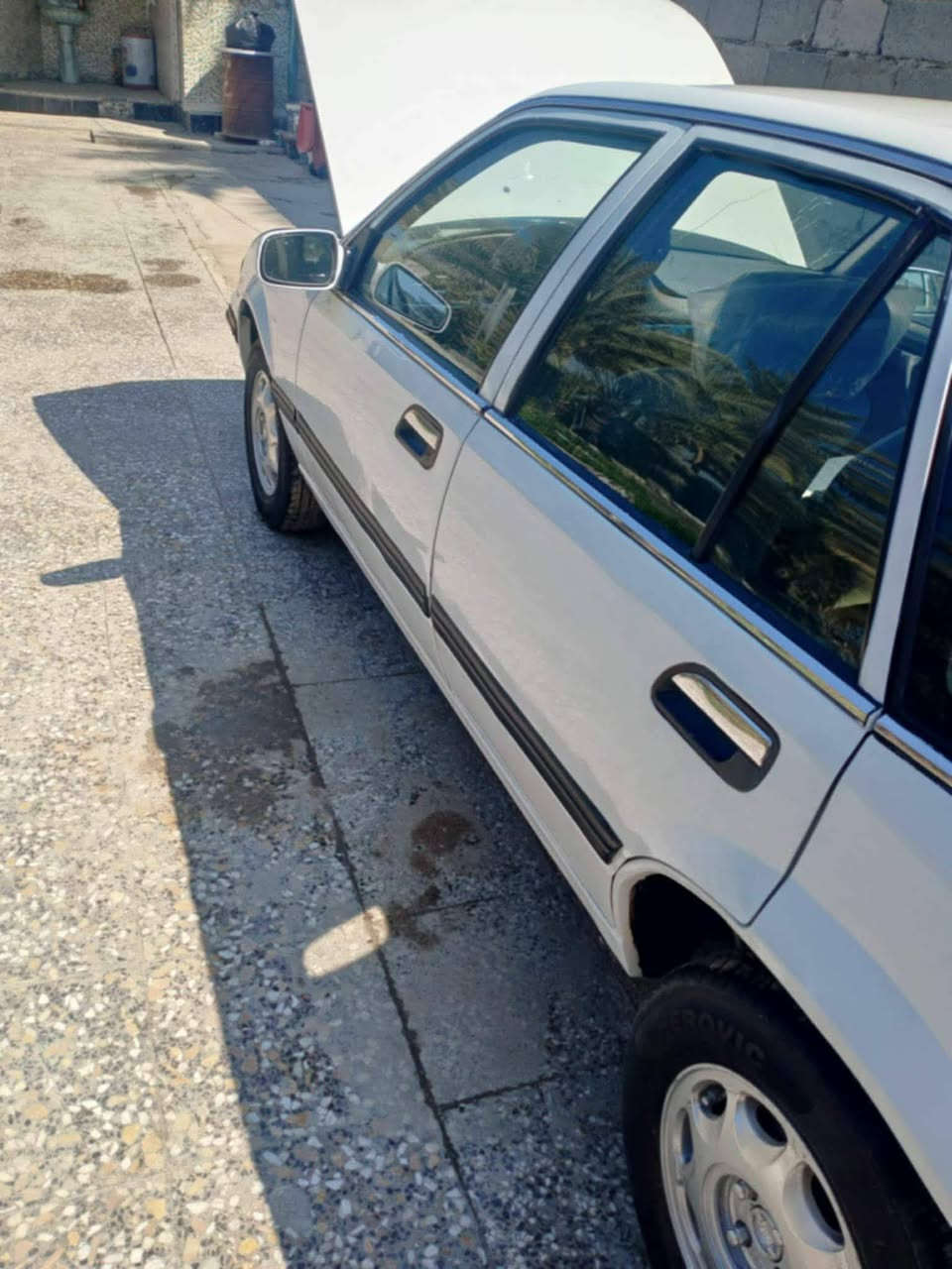 السلام عليكم برنس للبيع موديل ٩٥ دايو السياره جديده مابيها اي نقص تبريد شغال بيها كير مكان بابل
للتواصل عله هذا الرقم ***********
السعر ٣٥ وبيها مجال
