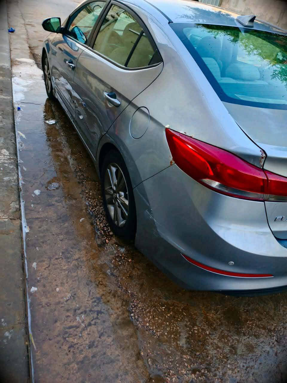 سلام عليكم
للبيع الانترا موديل 2017 
السياره رقم بابل بسمي 
كير محرك تبريد ثلج 
السياره المحرك بي صوت قليل اثناء الاشغيل فقط 
مكاني النجف مكلف بل نشر الشراي يتصل ***********
السعر 117 وبيها مجال قليل السونار موجود بل منشور
