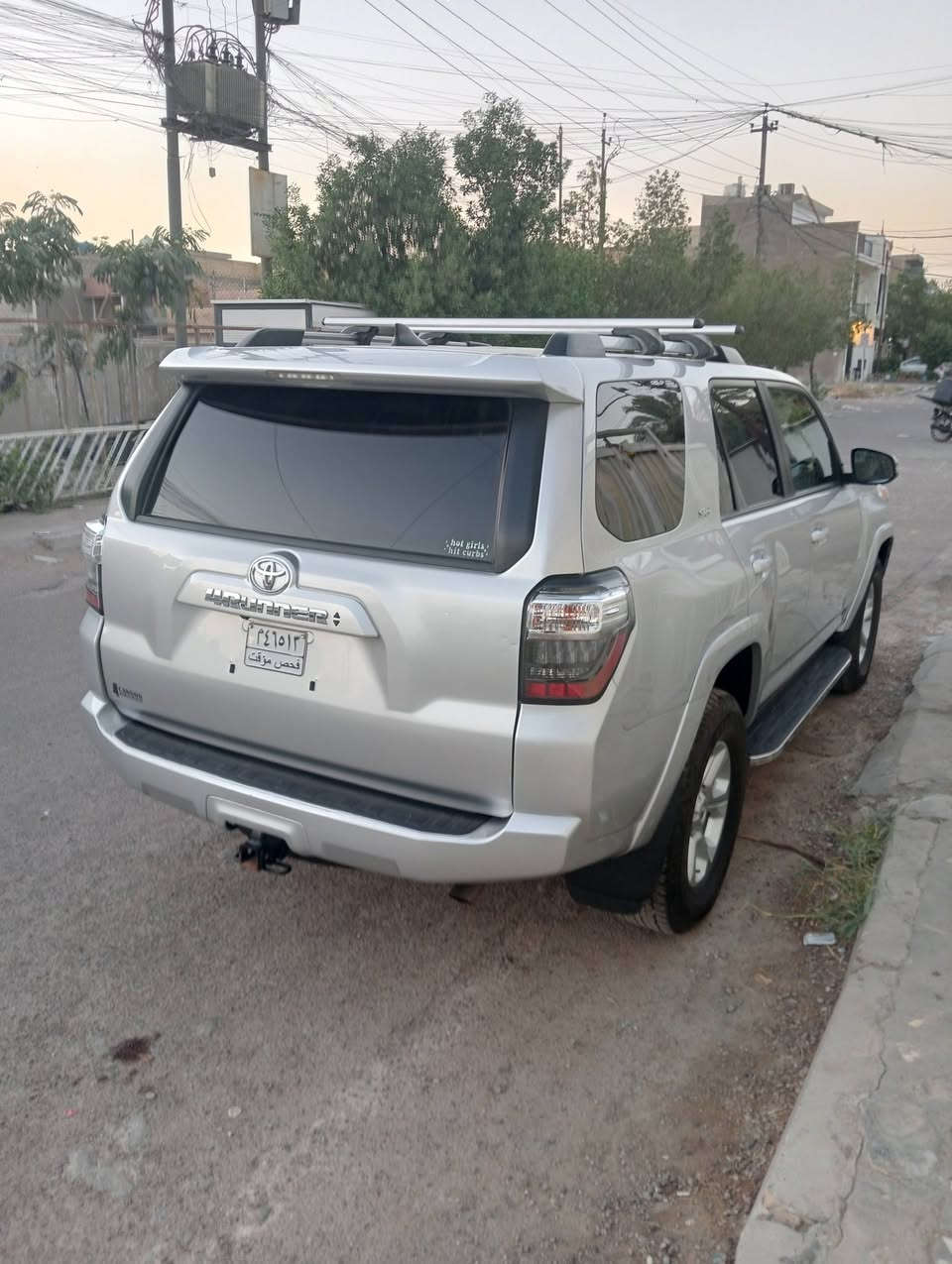 يالله .
فور رنر ٢٣ sr5 بريموم فول مواصفات عدا الكامره الامامية ماشيه فقط 22 الف ميل
فتحة سقف
رادارات خلفي وامامي
نقاط عمياء واشاير مري
توقف ذاتي 
كشنات جلد وتدفئة وتحكم دكمه
وبعد هواي مواصفات 
حادث امامي راجع بارد بدون شواصي ولا لغود وبدون صبغ ولا تبديل 
المكان بغداد 
السعر ٢٨ الف دولار بدون لوحات ومجال بسيط للشراي وفقط بيع ما اراوس
***********
