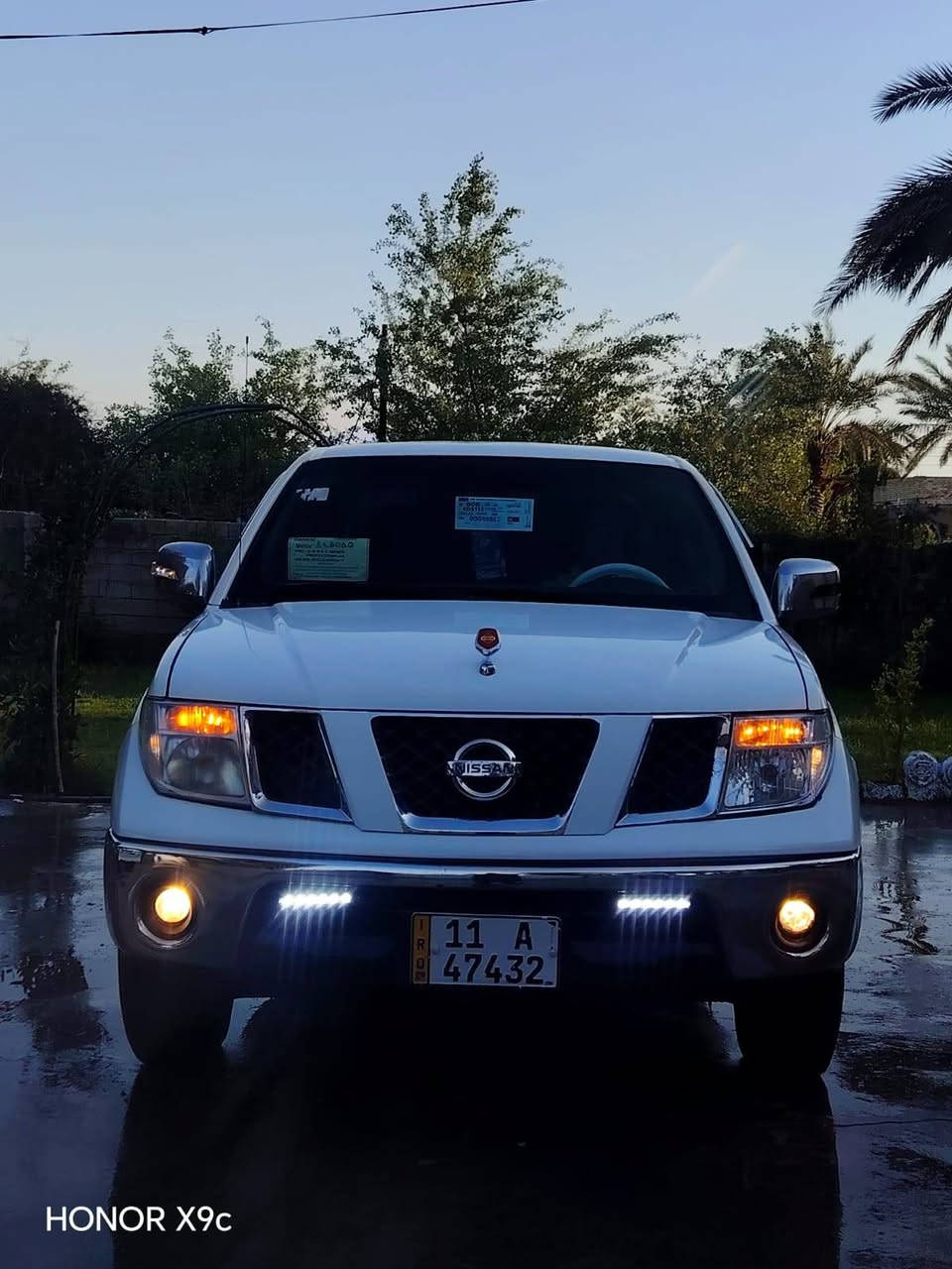 سلام عليكم ليدور سياره جديد مال جناي يتفضل
نيسان نيفاره اتماتيك فئه  (LE محسن) تجي فول سياره
موديل 2009  
🔸محرك وكير اتماتيك بلاديات مرغوبات 
🔸 تحكم ستيرن فول
🔸كامره خلفيه 
🔸مرايات كهرباء تحكم ام الشاره  
🔸تثبيت سرعه 
🔸4 اربياك
🔸تخم تاير حدايد امامي وخلفي جداد ترايه ناعمه سياره 
🔸كشنات عل وضع شركه  
🔸 تدفئة تبريد منضومه كامله ثلج 
🔸حساس امامي و خلفي
🔸 سنتر كامله ريمنوت
♥️ رقم بغداد لوحه جديده    سنويه ٣٠٣١
🌹 سعر 88 ورقه لشراي يتصل بيع فقط 
🔸 العنوان : واسط قضاء صويره 
🔸 للاستفسار  الاتصال بالأرقام 
☎️ *********** 
***********
