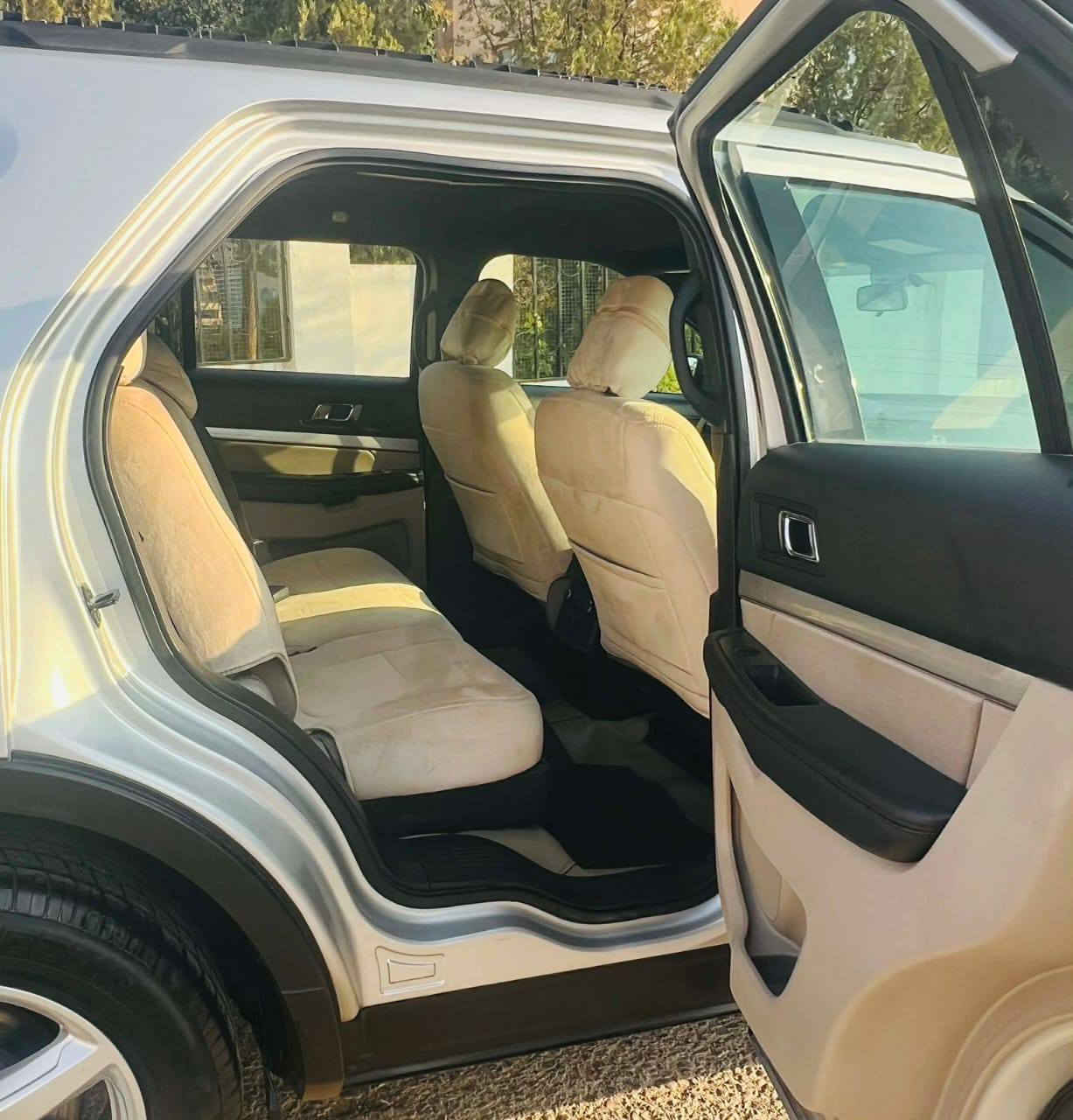 فۆرد ئیکسپلۆرەی 2019
رەنگی سلڤەر 
تەبرید مەرکەزی 
٦بستن 
کامێرا 
حەساس 
نیزامی غازی ئیتاڵی بۆ بەستراوە 
١١٠هەزار کیلۆمەتر ڕۆشتوە 

سعر لە کۆمێنت داوابکە ڕاستەخۆ بۆت دیت 📩 

سەنەوی تازەیە تا ٢٠٢٨
بۆیاخ تەنها یەک پارچەو دەرگای سەکن گۆڕاوە بە بیلاد 
سەیارەیەکی زۆۆر پاک ماوەتەوە وێنەی حادیسەکەم داناوە دەعمێکی زۆر سوکی کردوە پێشو پشتی کەپسە 

ژمارەی خاوەنی 
***********
