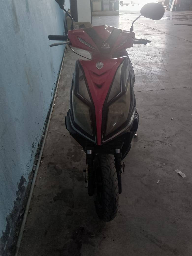 دراجة للبيع شغالة ب200 نكرة سلف
رقم الهاتف ***********
