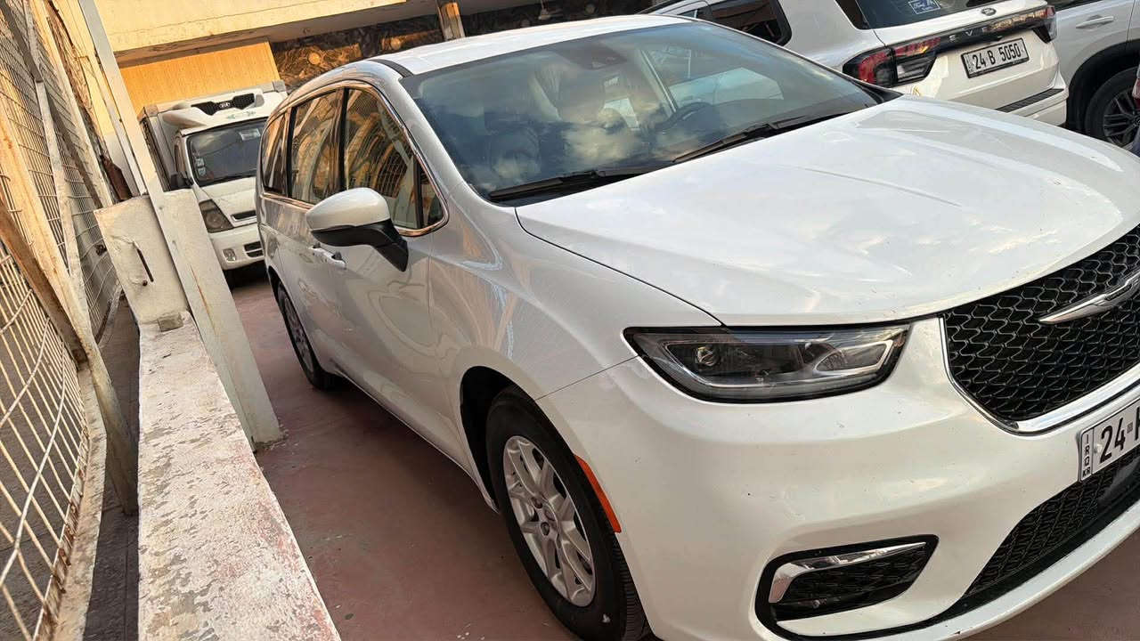 باسفيكا 
2023 رقم دهوك بسمي
للبيع 
مكاني بغداد المنصور
ماشية 130 كيلو
رايدها 225  وبيها مجال لخاطر الجية 
***********
