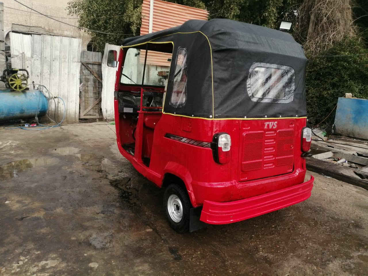 ١٩ اوراق اصليه مكفوله سرقه مكفولة مكفوله من الدخان والنتقيص كهربائيات نكره سلف مكينه  ٢١ سعره ٣٤٠٠وبيهاء مجال تكتك حلوه كبل للشارع كامله *********** بغداد البياع إتصال فقط
