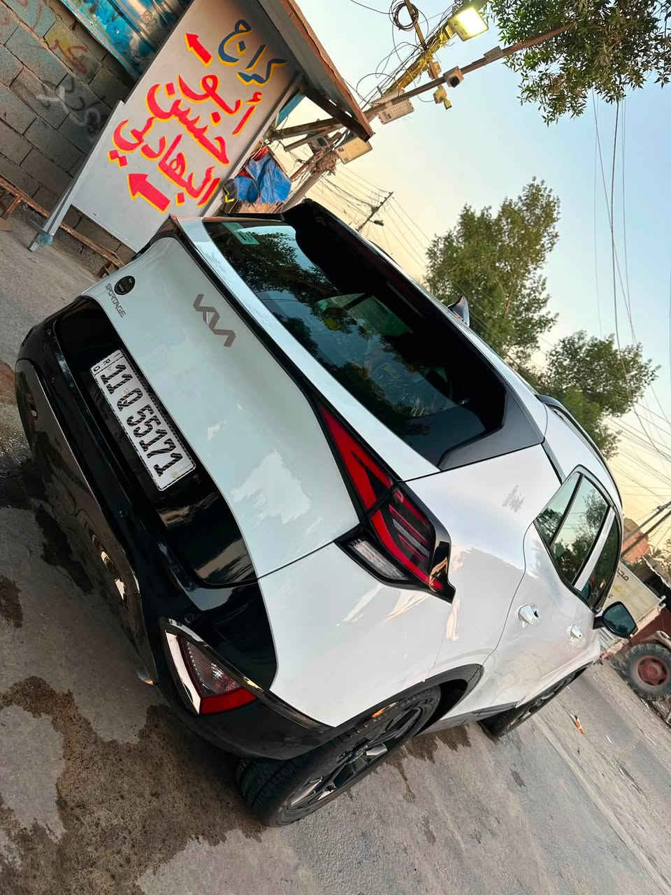 ❤️السلام عليكم❤️

كيا سبورتج 2025 فئة بلاك اديشن خليجي  

بيانو بلاك بلكامل 

داخل زيتوني جلد  

بطاين ابواب شامو 

صندوك كهرباء 

كشنات كهرباء 

تدفئة كشنات 

ستيرن هيتر تدفئة

ايرباك وسائد حماية عدد 6 مو 2 

فول عدا بنراما 

السيارة رقم بغداد ب اسمي تحويل مباشر 

مكفولة كفالة عامة من الصبغ والتبديل والبارد  بيه فقط شخط ب الدعامية الامامية ورصعة بكد إصبعين مسحوبه PDR 

 ماشية 9 الاف  ضمان الشركة الدولية بعدها ب الضمان وبيه تبديلات دهن  مجاناً السعر225 ورقة وبيها مجال وبلخدمة 

  عنوان السيارة بغداد رقم الهاتف ‭***********
