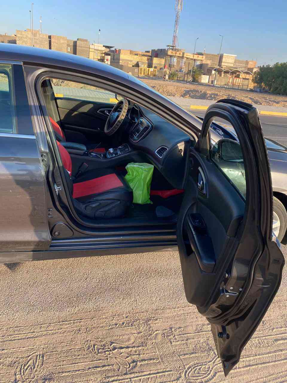 سي 200
موديل 2016 بأسمي السيارة تحويل ثاني يوم  وارد امريكي حادثها دعاميه اماميه بدون الايرباك السيارة جديدة ما نفسها شي 
بيع او مراوس

السعر 90 
مكان السيارة بصرة
*********** البصرة, العراق
