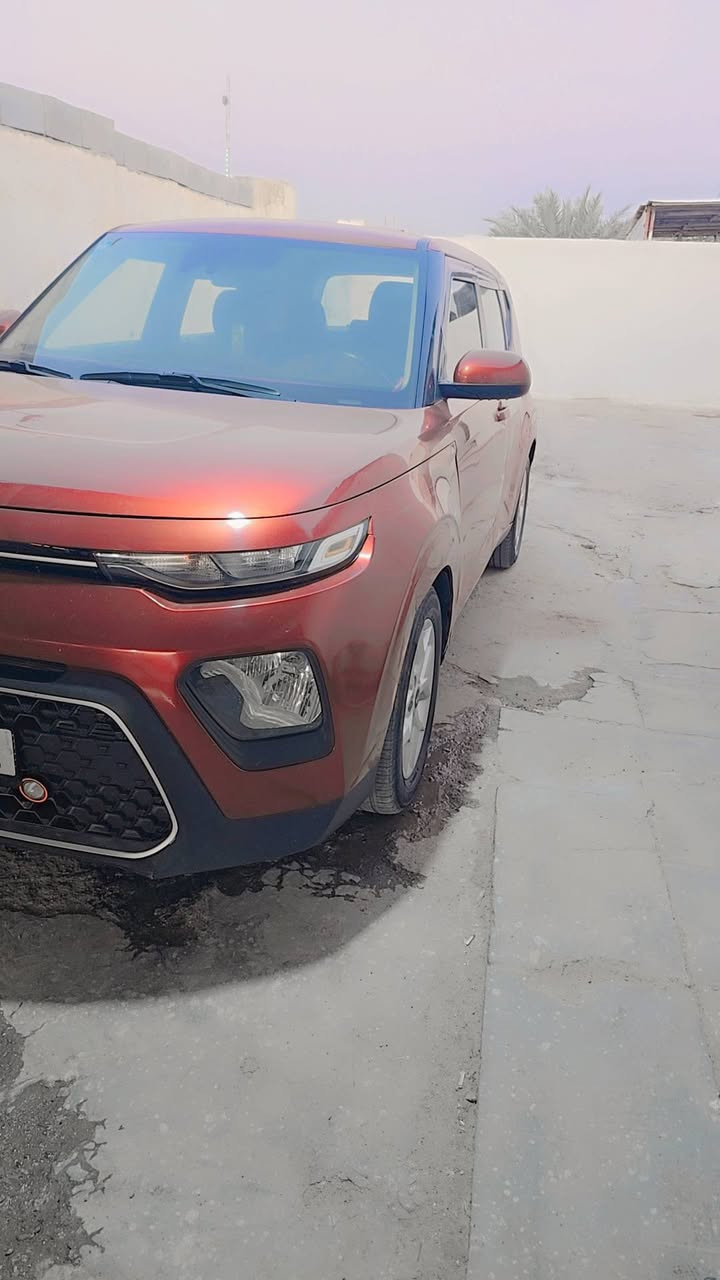 السلام عليكم. كيا سول مديل 2020مواصفات رادار. كامره حساسات تحكم استيرن  محرك 2000دوش شرط مامفتوح  السياره رقم بغداد بسمي رقم الجديد  مكان السياره بصرة   حادثه باب الي خلف السائق  للاستفسار الاتصال ***********  اتصال فقط السعر ١٢٥
