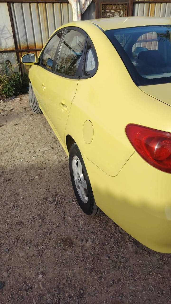 للبيعةالنترا ٢٠٠٩ خليجيه دكشن عالي
مجرك ١٦٠٠ 
رقم ديالى الجديد 
تحويل ثاني يوم
مصفرة هيئة وغرامات 
تخم تاير جديد 
صدر خلفي جديد 
صدر امامي ٩٠ بلميه 
دوشمه جديده 
شاشه كامره حساسات 
بيه بارد بلجاملغ الخلفي فقط 
تجي تكلبه وتشوف احلى من الصور 
سياره خير من الله اي نقص مابيه 
السعر ٩٠ وبيه مجال بسيط  
مكاني بغداد السيديه 
***********
