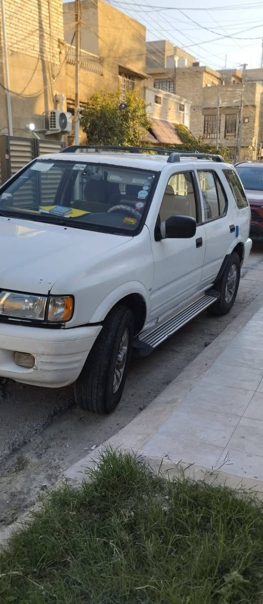 سيارة ازوزة راديو  للبيع نضيفة رقم شمالي 
سعر ٦٠ ورقة بيها مجال مكاني بغداد بياع شارع ٢٠
***********
 +964 790 422 2801
