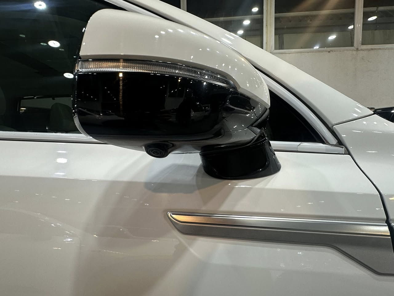 KIA 2024 sorento 🇰🇷4X 
كيا 2024 🇰🇷 سورنتو 
فول ١/١ 
فور ويل 
4 كامرات 
تدفئة + تبريد مقاعد 
ضمان المجموعة الدولية 
كفالة عامة ✅
عداد المسافة 35000 k/m 

📍بغداد شركة ابو ظبي چكوك قرب بوابة الكاظمية 

0771 811 1145

0781 844 4044 📞
