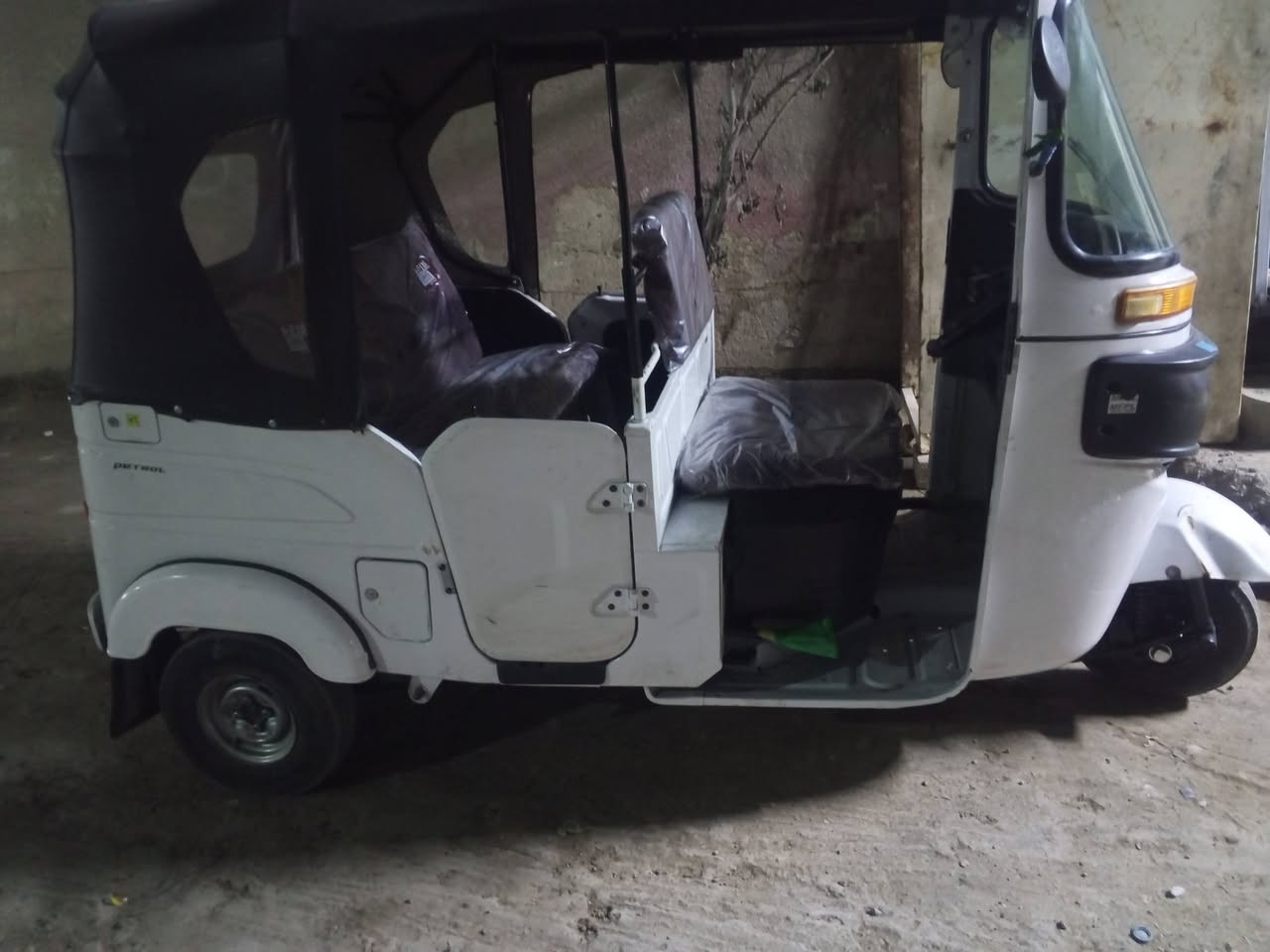 تكتك ٢٠٢٢مكان بغداد مشروع وطني شهر ١١السعر ٨ملاين و٣٠٠ !!***********
