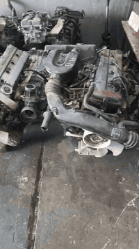 سلام عليكم
مكينه نيسان كي اربعه وعشرين 
مكينه وارد ضمان شهر
طابوكه 900الف 
***********
اخوكم علي السراي
