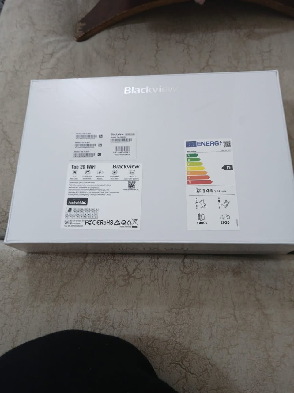 تابلت Blackview Tab 20 WiFi   للبيع   ، الشاشة: بحجم 10.1 بوصة من نوع IPS LCD، بدقة HD+ (800×1280 بكسل).
• المعالج: Unisoc T606 (ثماني النواة)، وهو معالج جيد للمهام المتوسطة.
• الذاكرة (RAM): يأتي بذاكرة 4 جيجابايت (ويمكن توسيعها برمجياً لتصل إلى 7 أو 8 جيجابايت حسب إصدار النظام).
• التخزين: سعة 128 جيجابايت، مع إمكانية إضافة ذاكرة خارجية (MicroSD).
• البطارية: سعة 6580 مللي أمبير، تدعم الشحن بقدرة 10 واط.
• الكاميرا: خلفية بدقة 13 ميجابكسل وأمامية بدقة 8 ميجابكسل. 
بعدة ( جديد بالباكيت ما مفتوح ) اخذتة بال اقساط وهسة محتاج فلوس واريد ابيعة ، السعر 150 قفل 
مكان ابو غريب بالنزلة مال جسر ابو منيصير 
***********
