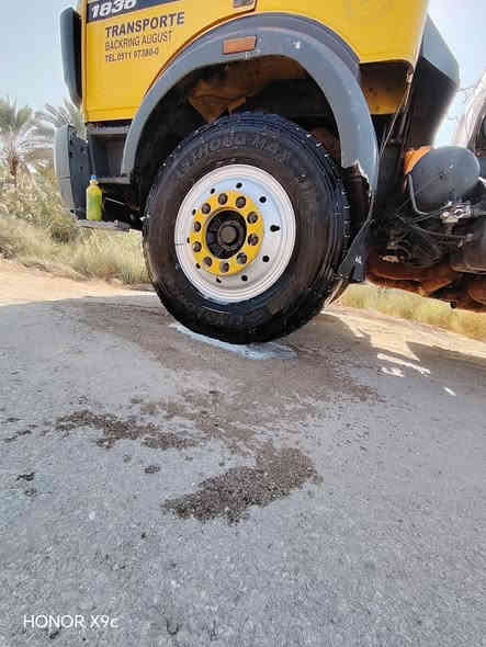 السلام عليكم ٣ أزواج تأشيرات ٢٤ نضيفات هنه و  ويالتهن صاج ويله جدد.. ملاحظة امراوس ب ٢٢
رقم ***********
