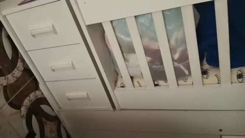 سرير أطفال للبيع بحالة ممتازة ✨
نظيف جداً وقليل الاستخدام
مريح وآمن للطفل 👶
لونه حلو ويجي وياه مرتبة
ما بيه أي عيوب


**إذا كنت صاحب هذا الإعلان وتريد حذفه لأي سبب، رجاءا أرسل رسالة إلى الدعم الفني**