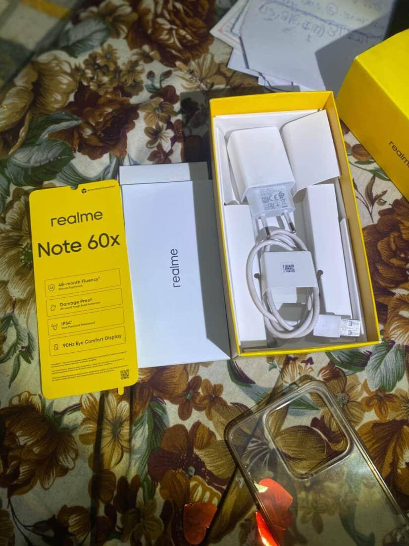 سلام عليكم بيع مستعجل ريلمي نوت 60 اكس 
جهاز غني عن التعريف شاشه 90 هيرتز 
ذاكره 128 بصمتين خطين كامل ملحقات استعمال قليل بي  شخط خفيف شخط وليش كسر لامابي لزكه ابيع جوه السوك وسعري ثابت لحد ينزل 99الف ماكو هيجي مواصفات وسعر يشهد الله نعايته 98ميصير شاحنه وكارتونه وكفر ويا مكاني نجف كوفه ب17 
.***********
