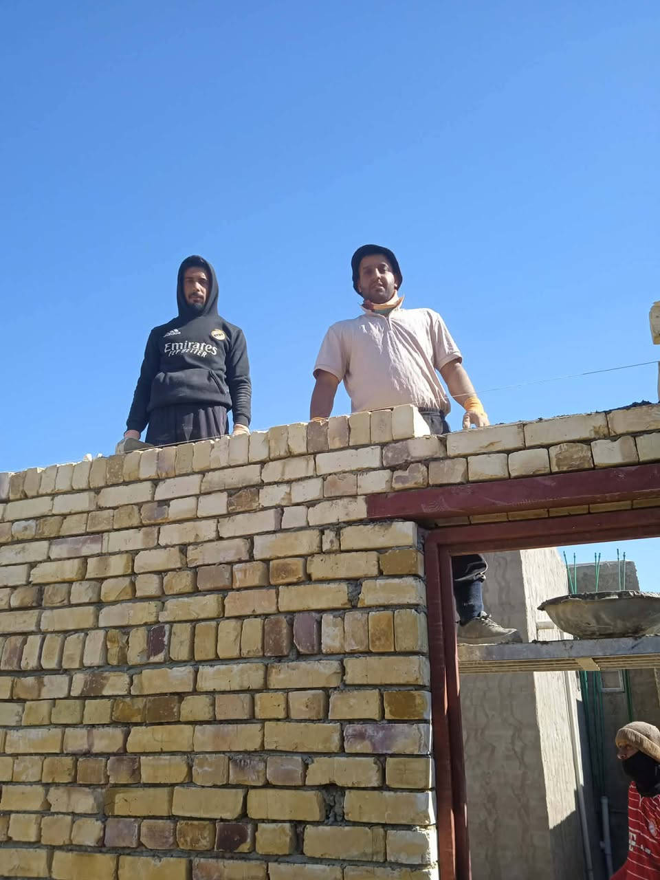 سلام عليكم جانب من اشغالنا اليوم والحمد لله شغل يرضي الله ويرضي الناس الحمد لله المشتغل يمنه يعرفنه 
عدك بيت وتريد تبني وتريد شخص يخاف الله  ومصداقيه بالخدمه ابو علي الصليخي ناخذ على دبل وناخذ كباله وناخذ كرسته وعمل نسلمك مفتاح وشغل درجه اولى بسعار ترضيك وترى الله باداره عامر أبو علي الصليخي الاستفسار *********** ورزقنه ورزقكم على الله الكريم
