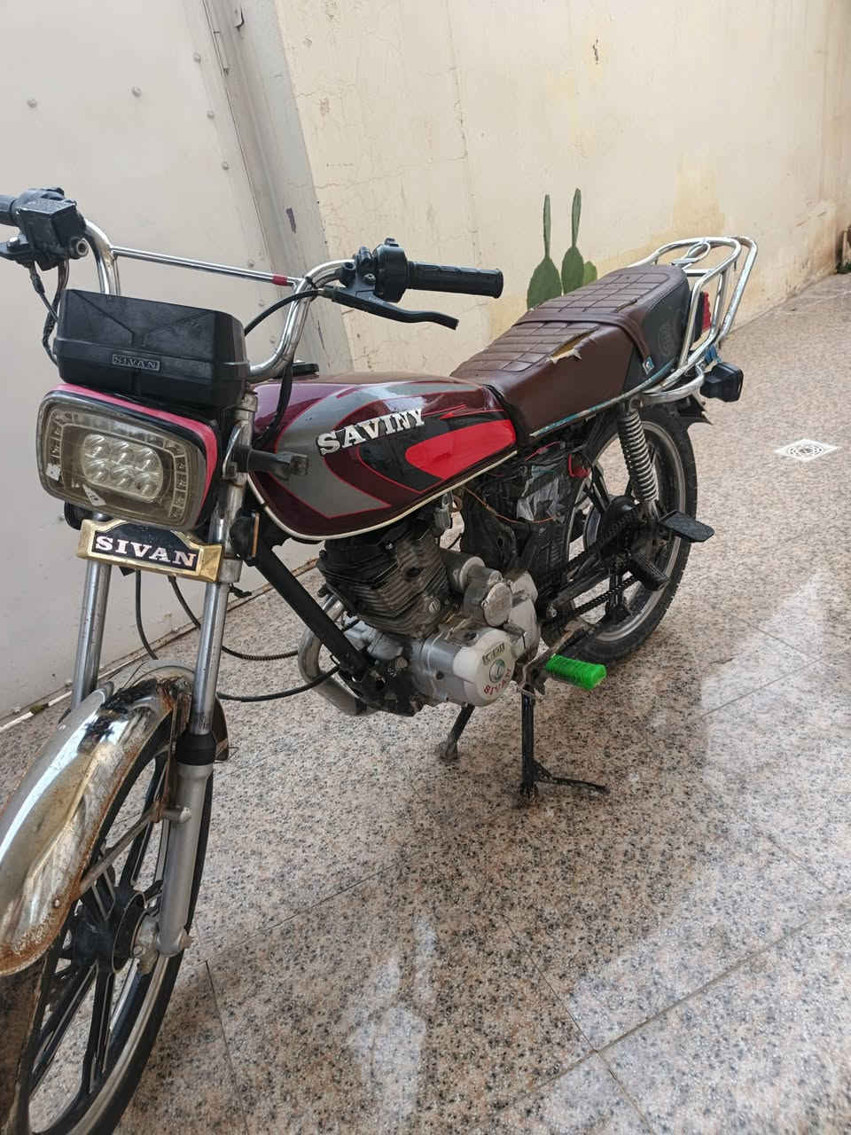 السلام عليكم
دراجه سيفان موديل 2021 
اوراق كامله دراجه خير من الله 
مكينه ناعمه السعر اتصل على الرقم دلل
،*********** 
مكاني ديالى ناحيه ابي صيدا

